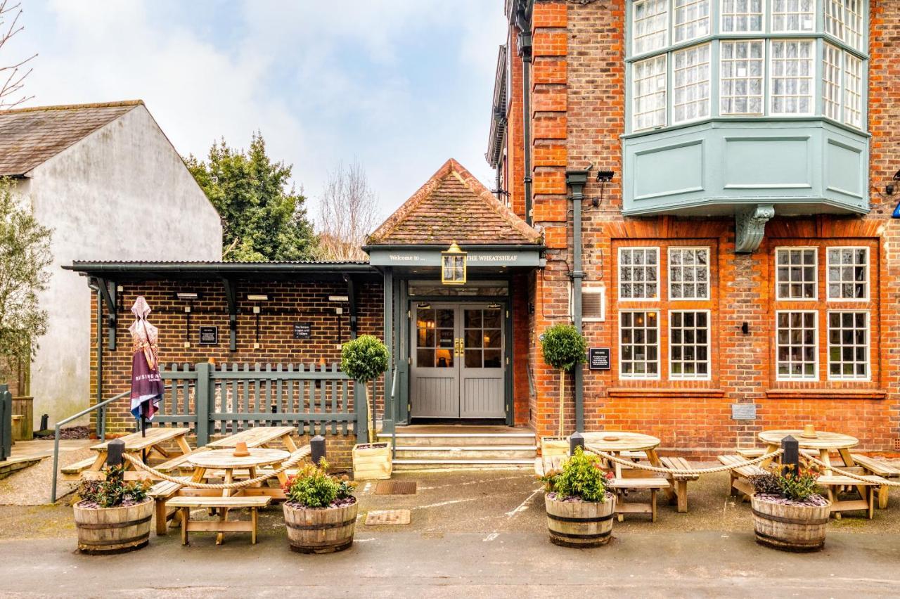 The Wheatsheaf By Innkeeper'S Collection Вокінг Екстер'єр фото