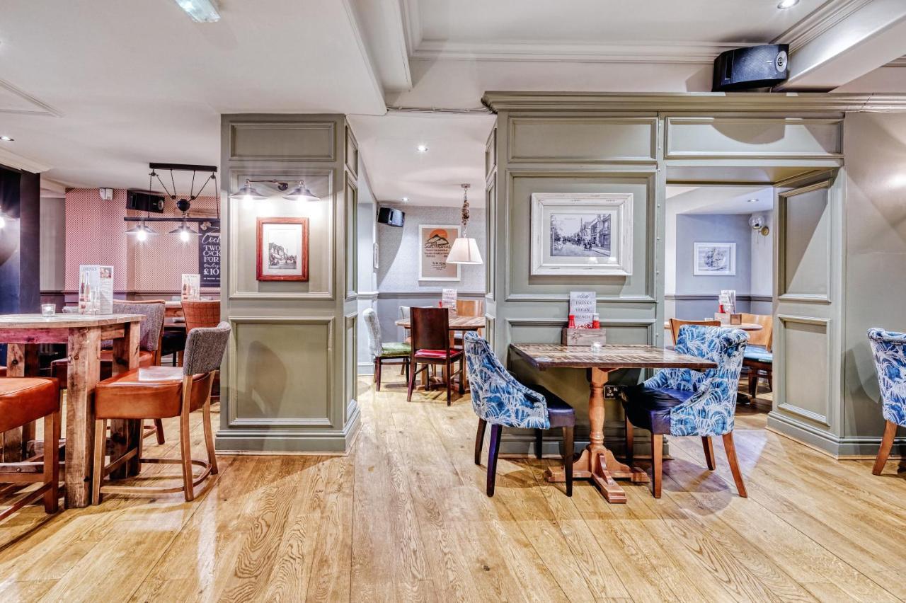 The Wheatsheaf By Innkeeper'S Collection Вокінг Екстер'єр фото